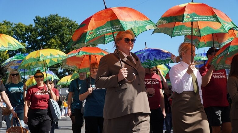  Barwna parada przeszła ulicami miasta 