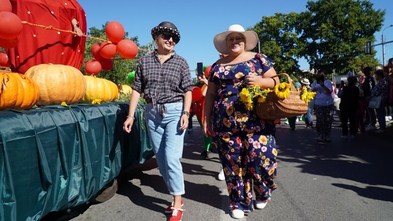  Barwna parada przeszła ulicami miasta 