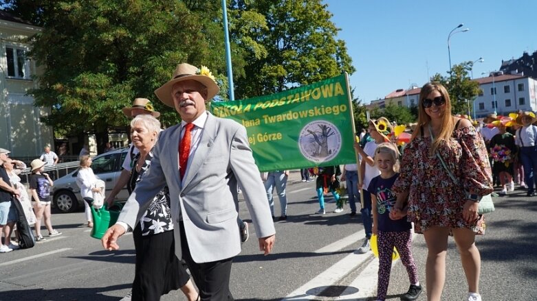  Barwna parada przeszła ulicami miasta 