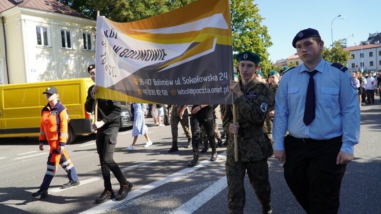  Barwna parada przeszła ulicami miasta 