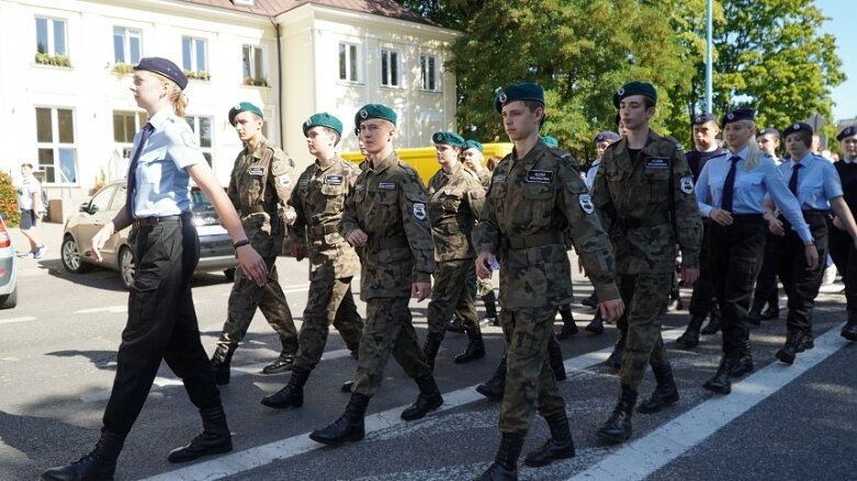  Barwna parada przeszła ulicami miasta 