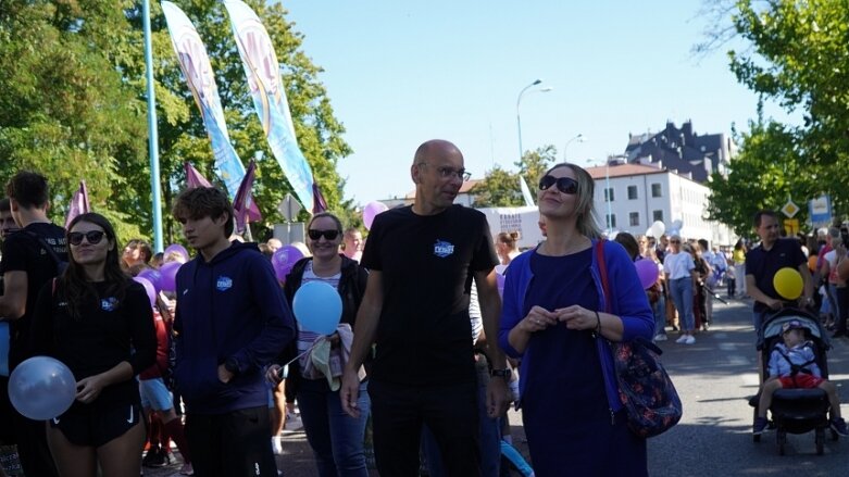  Barwna parada przeszła ulicami miasta 