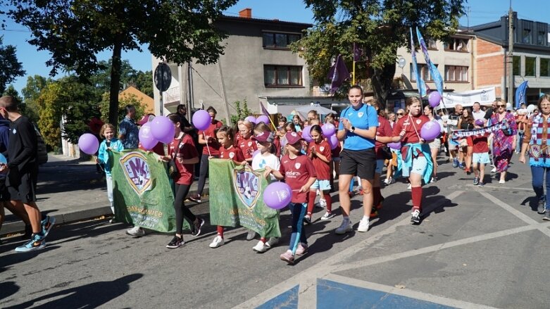  Barwna parada przeszła ulicami miasta 