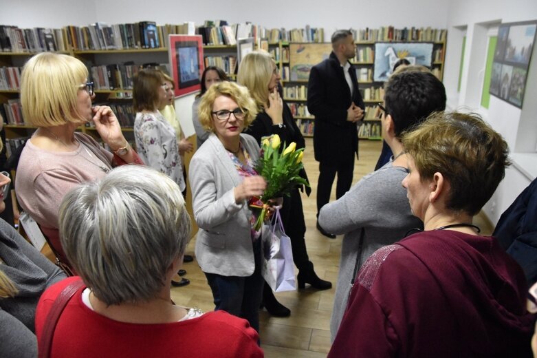  Baśniowe klimaty w bibliotece 