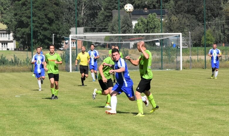  Beniaminek z Sierakowic liderem A Klasy 