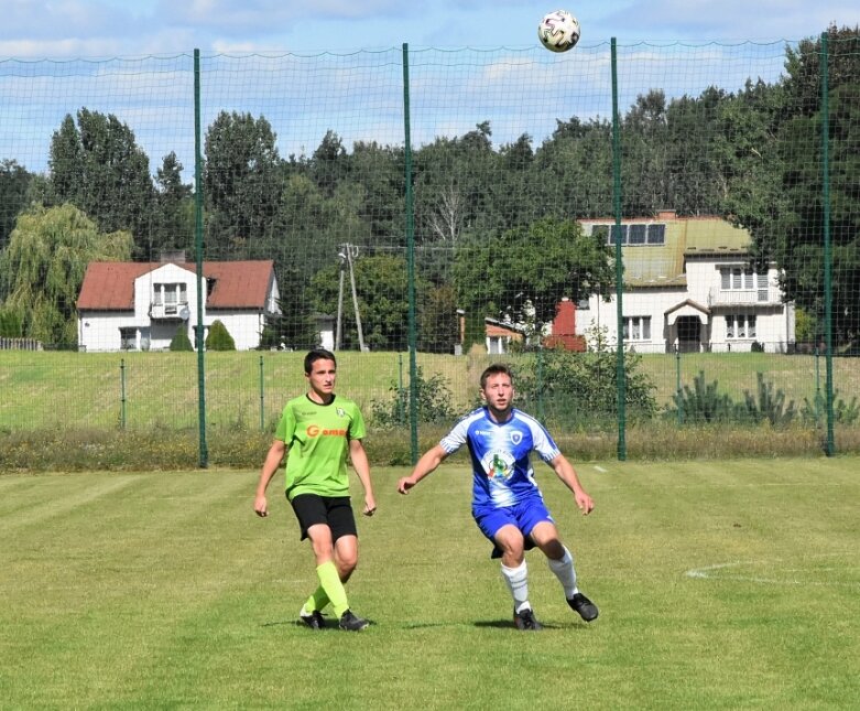  Beniaminek z Sierakowic liderem A Klasy 