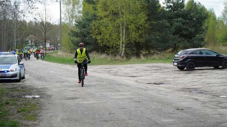  Bezpiecznie na rowerze. Cezary Zamana gościł w Skierniewicach 