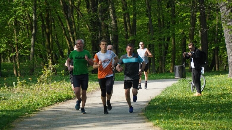  Biegacze świętują. Za nami parkrun numer 400 