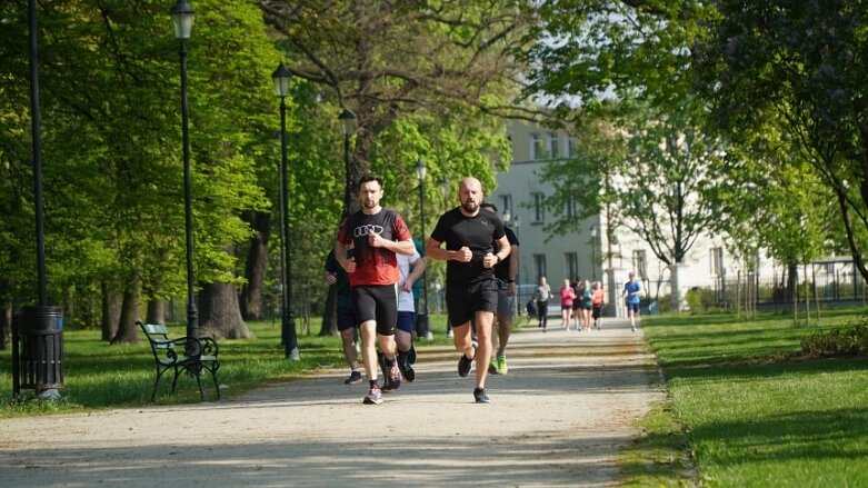  Biegacze świętują. Za nami parkrun numer 400 