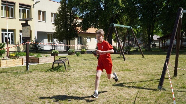  Biegowe sztafety w okazji Dnia Dziecka w Siódemce 