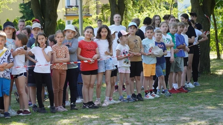  Biegowe sztafety w okazji Dnia Dziecka w Siódemce 