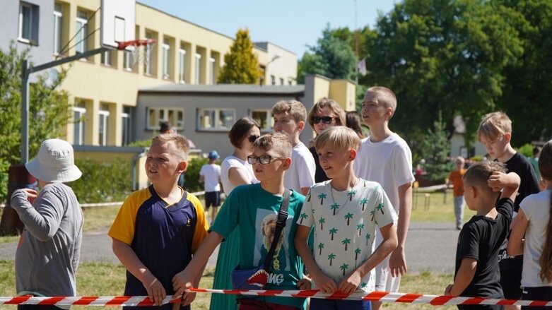  Biegowe sztafety w okazji Dnia Dziecka w Siódemce 