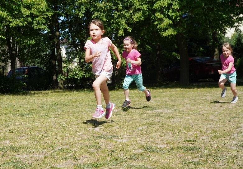  Biegowe sztafety w okazji Dnia Dziecka w Siódemce 