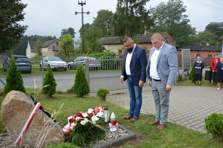  Bolesne pamiątki na ziemi jeżowskiej 