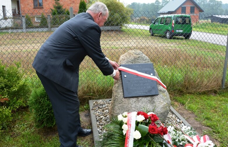  Bolesne pamiątki na ziemi jeżowskiej 