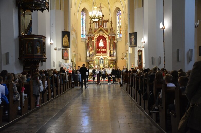  Bolesne pamiątki na ziemi jeżowskiej 