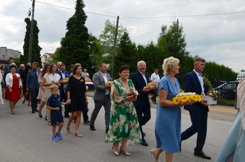  Burmistrz Jeżowa na dożynki wjechał wierzchem 