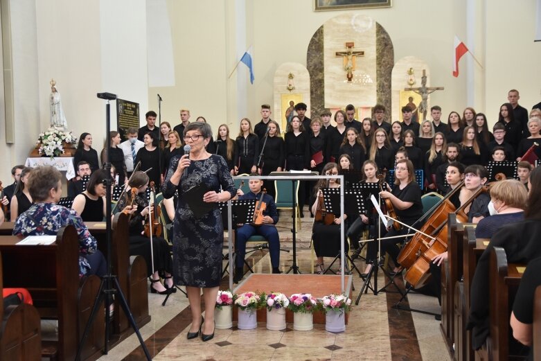  Było dostojnie, pięknie. Szczególny koncert w Garnizonie 