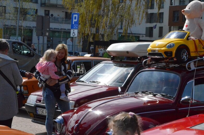  Charytatywny zlot samochodów i motocykli w Skierniewicach [ZDJĘCIA] 