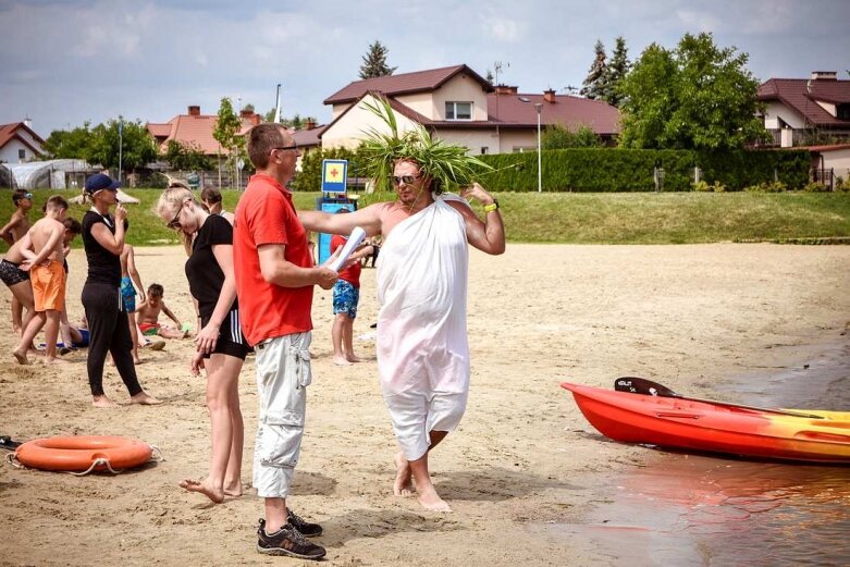  Chrzest młodych ratowników w Skierniewicach 