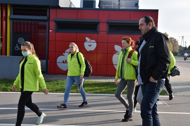  Coraz więcej osób morsuje się w Skierniewicach  