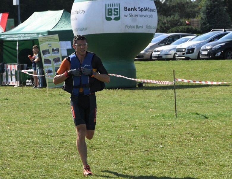  Cross Triathlon Skierniewice, zwycięstwo Mateusza Matusiaka  