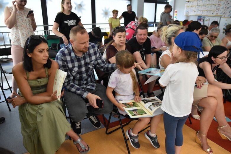  Czas opuścić pokład. Sześciolatki pożegnały przedszkole 