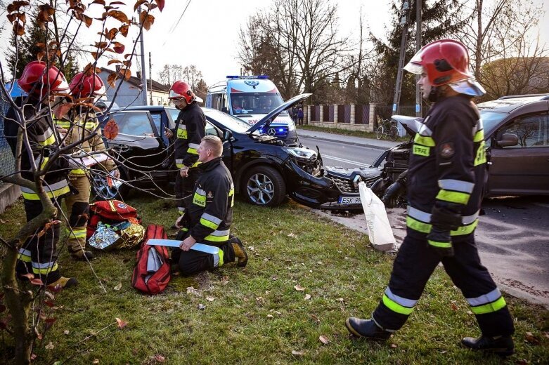  Czołowe zderzenie na Waryńskiego 