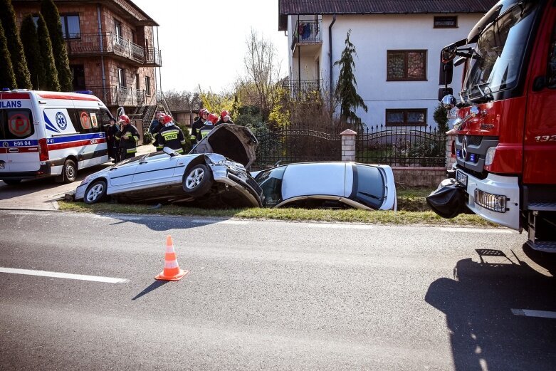  Czołowe zderzenie w Krężcach 