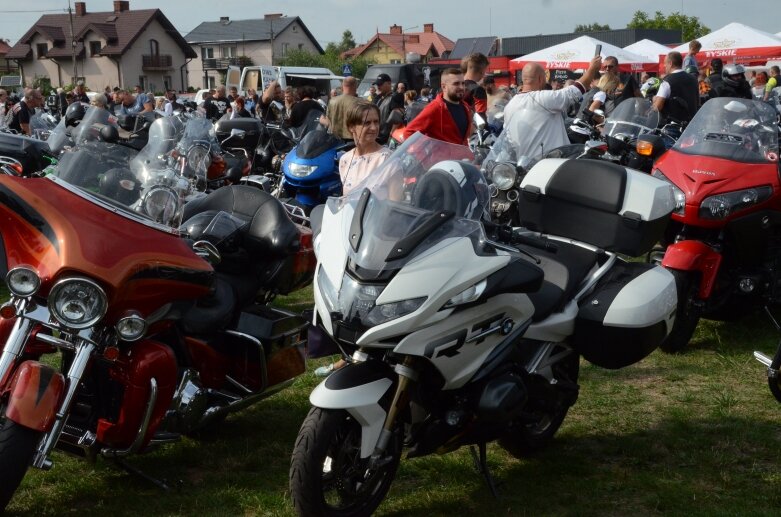  Do Skierniewic przyjechali motocykliści z całej Polski 