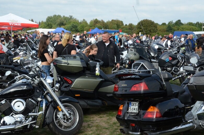  Do Skierniewic przyjechali motocykliści z całej Polski 