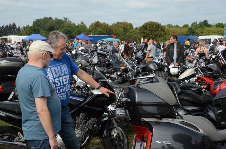  Do Skierniewic przyjechali motocykliści z całej Polski 