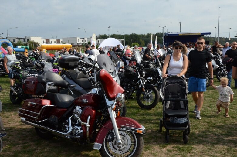  Do Skierniewic przyjechali motocykliści z całej Polski 