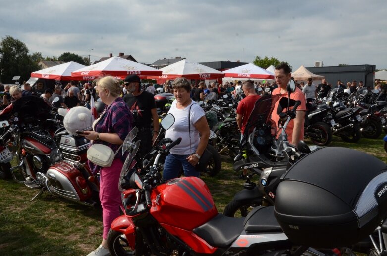  Do Skierniewic przyjechali motocykliści z całej Polski 