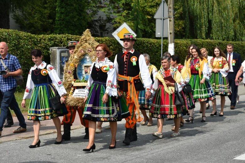  Dożynki 2021: gminny folklor w Zagrodzie Ludowej [ZDJĘCIA] 