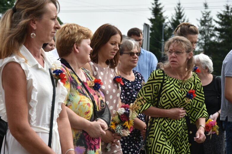  Dożynki parafialne w Lipcach Reymontowskich 