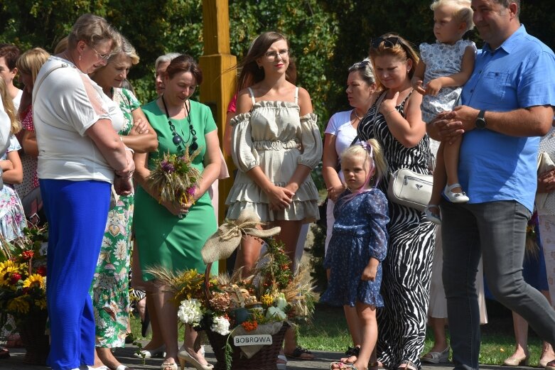  Dożynki parafialne w Lipcach Reymontowskich 