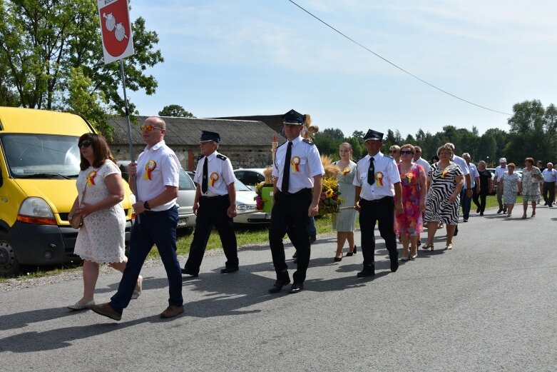  Dożynki Powiatowe w Woli Pękoszewskiej 