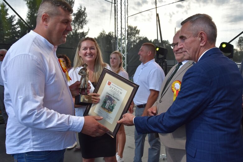  Dożynki Powiatowe w Woli Pękoszewskiej 