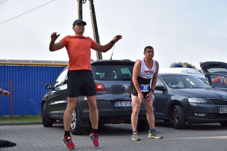  Drugi Porankowy Półmaraton Leśny 