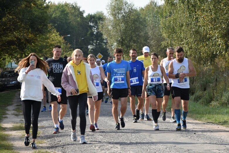  Drugi Porankowy Półmaraton Leśny 