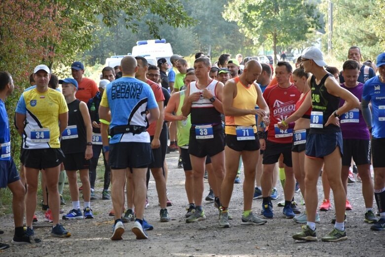  Drugi Porankowy Półmaraton Leśny 