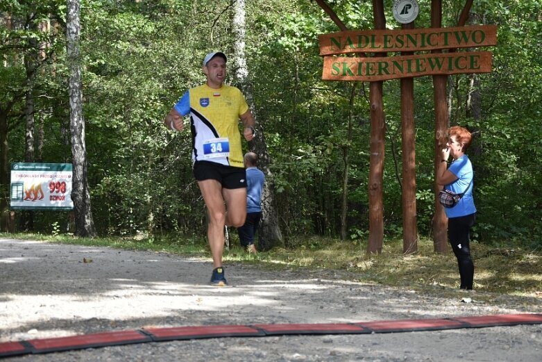  Drugi Porankowy Półmaraton Leśny 