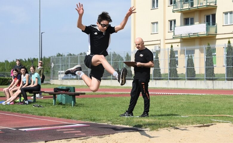  Drużynowa lekka atletyka na stadionie przy ulicy Tetmajera 