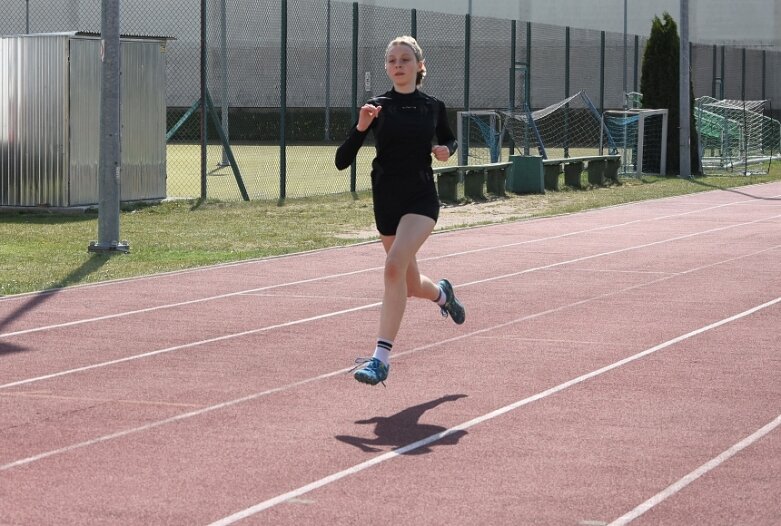  Drużynowa lekka atletyka na stadionie przy ulicy Tetmajera 