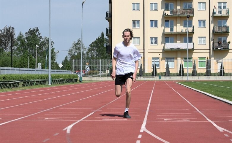  Drużynowa lekka atletyka na stadionie przy ulicy Tetmajera 