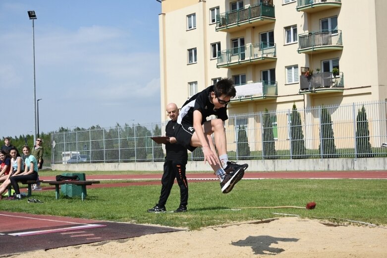  Drużynowa lekka atletyka na stadionie przy ulicy Tetmajera 