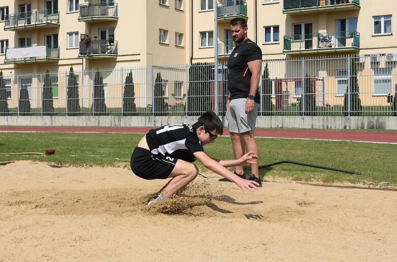  Drużynowa lekka atletyka na stadionie przy ulicy Tetmajera 