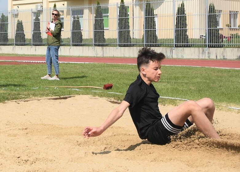  Drużynowa lekka atletyka na stadionie przy ulicy Tetmajera 