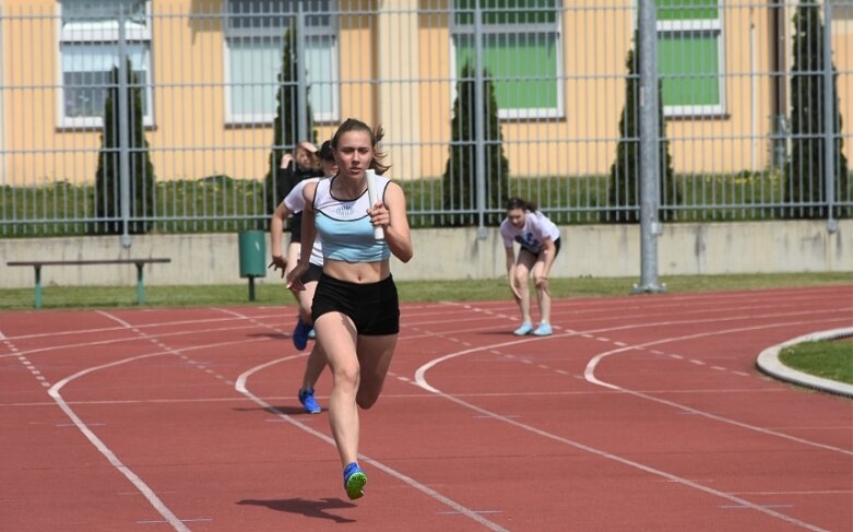  Drużynowa lekka atletyka na stadionie przy ulicy Tetmajera 